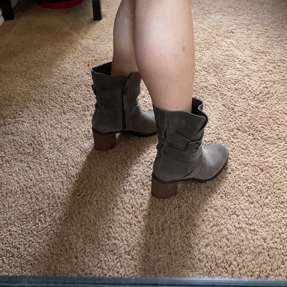 Clarks Boots - image 5